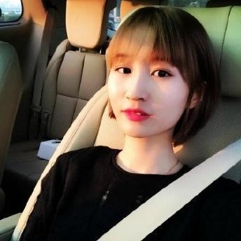 娱乐吃瓜酱女生回消息,揭秘娱乐圈幕后故事，畅谈八卦趣闻