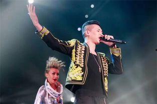 娱乐吃瓜君王源片场打球,篮球场上尽显运动风采